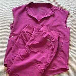 FIGS Bright Fuchsia Scrub Set